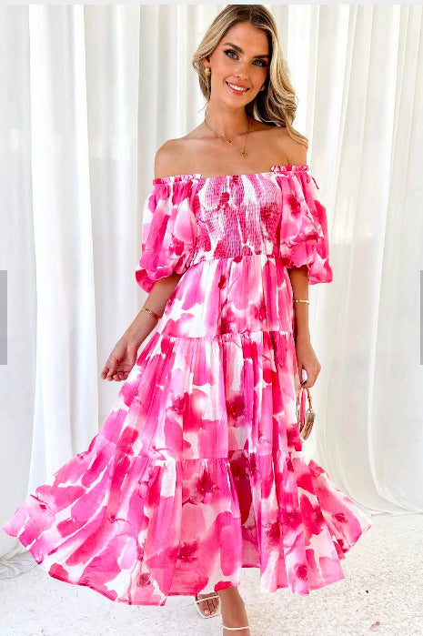 Abito floreale alla moda con scollo a spalle scoperte
