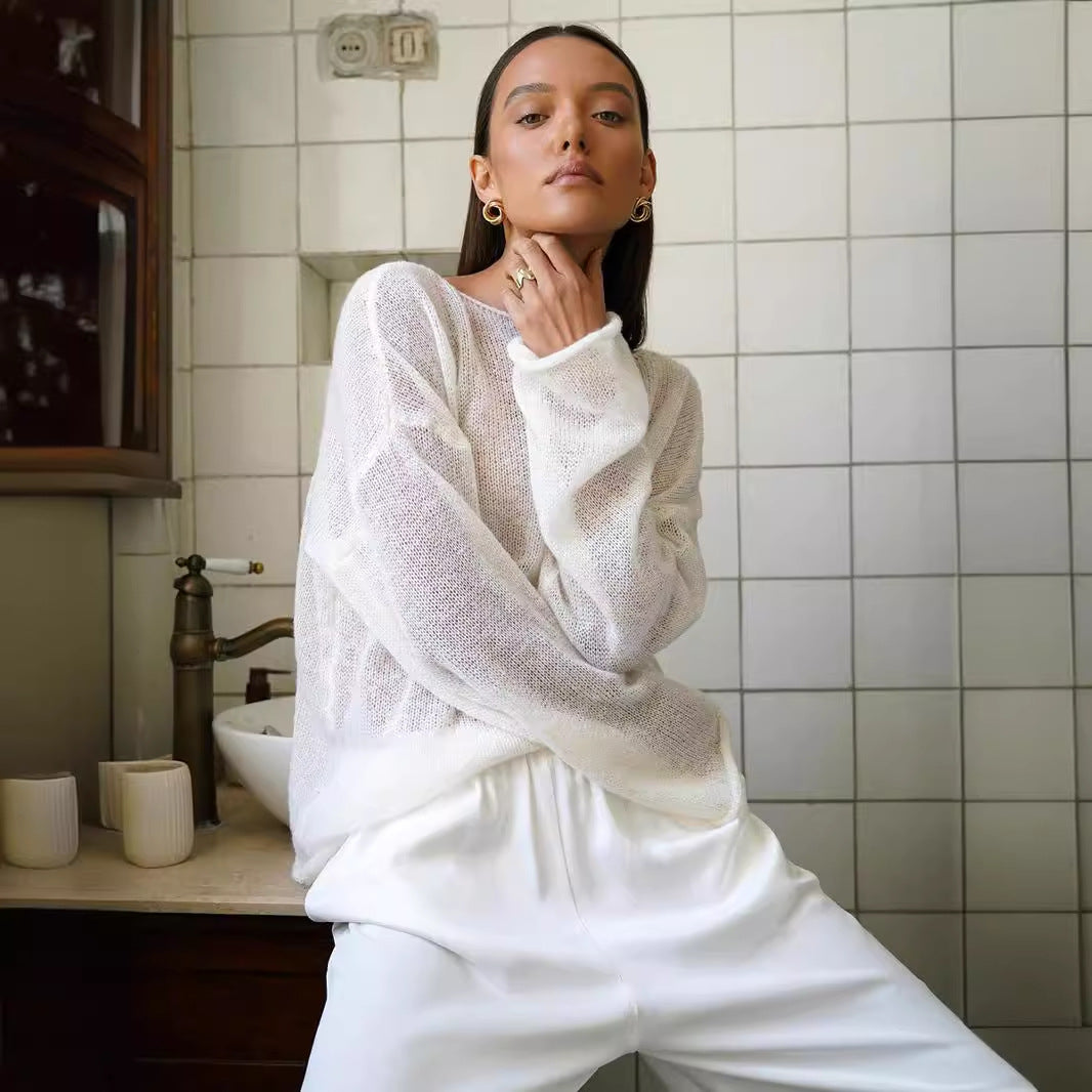 Maglione traforato da donna, leggero con maniche a campana e scollo a U