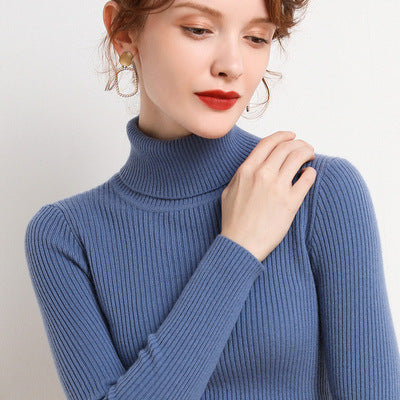 Maglione da donna in lana a collo alto