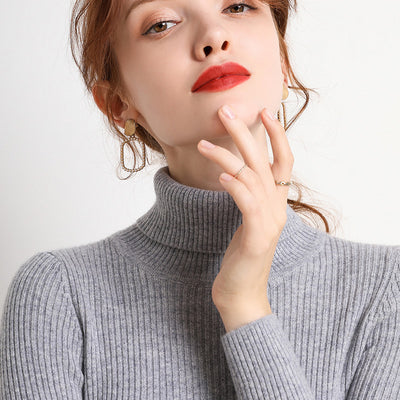 Maglione da donna a collo alto, stile semplice e raffinato