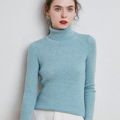 Maglione da donna in lana a collo alto