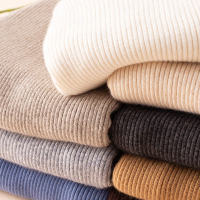 Maglione da donna in lana a collo alto